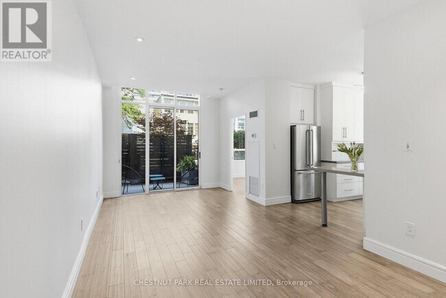 Photo - 225 Merton St Unit 115