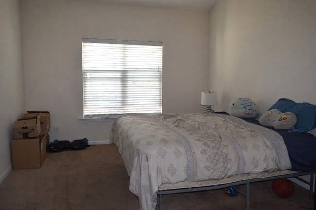 Photo - 10 Wyndham Dr