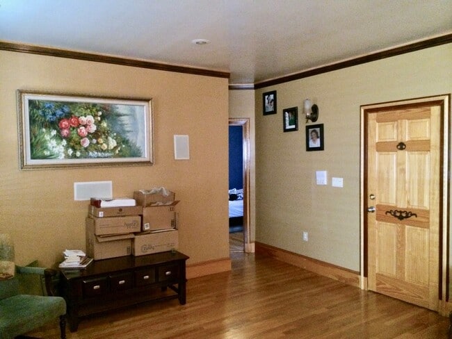 5 Spring Garden St Unit 2