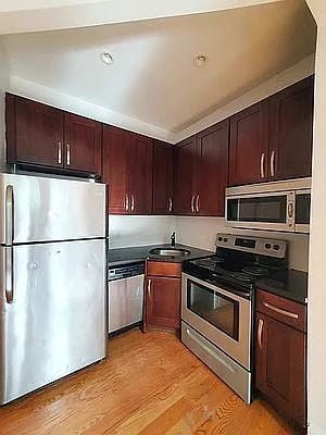 Photo - "Charming 2-Bedroom Gem in the Heart of Brooklyn - Your Perfect Urban Retreat!"