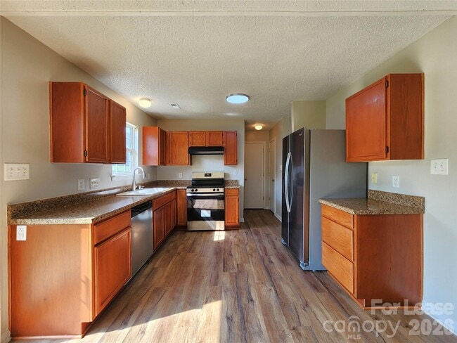 Photo - 3046 Talledaga Ln SW