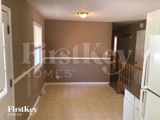 Photo - 7912 NE 54th St