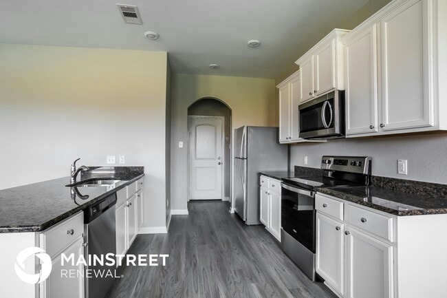 Photo - 25189 Dickens Dr