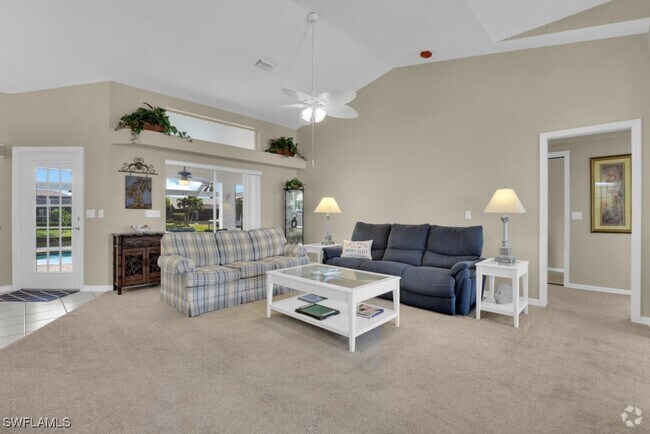 Building Photo - 4523 SW 5th Pl Rental