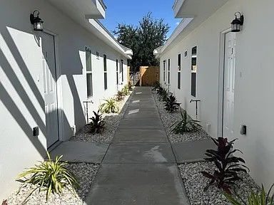 Photo - 705 Deanne Dr