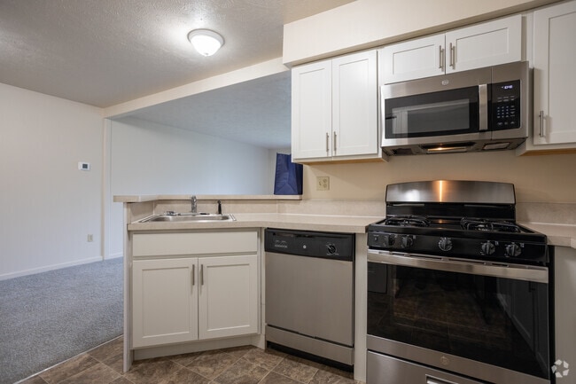 Arbor Lakes Apartments