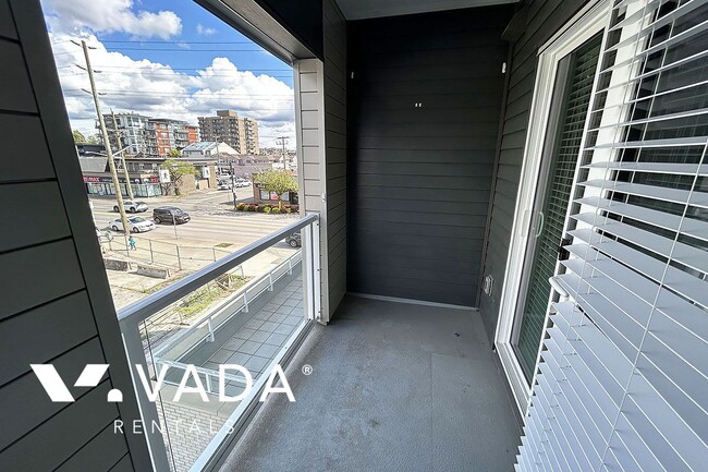 Photo - ERA Downtown Maple Ridge Apartment For Rent 219-22265 Dewdney Trunk Rd Maple Ridge: VADAPM.com Unit 219