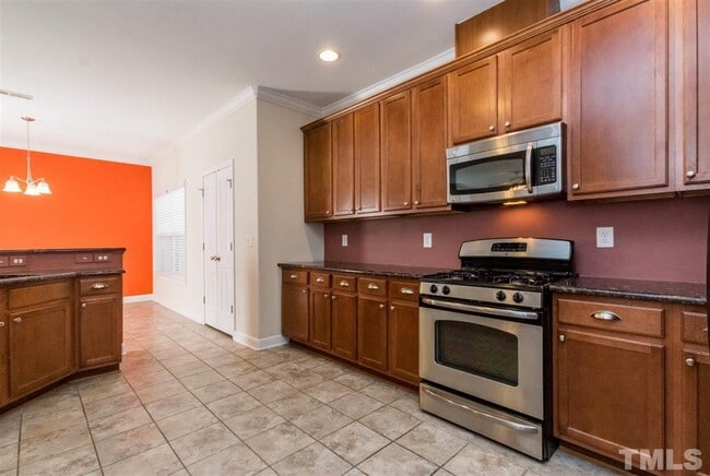 Photo - 714 Keystone Park Dr