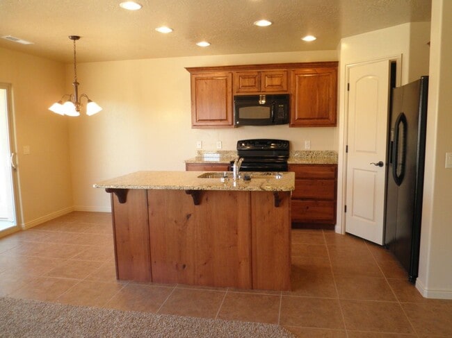 Photo - Gorgeous 3 Bedroom Townhome in St. George