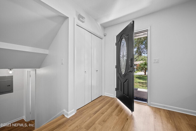 Photo - 4411 Hartman Rd