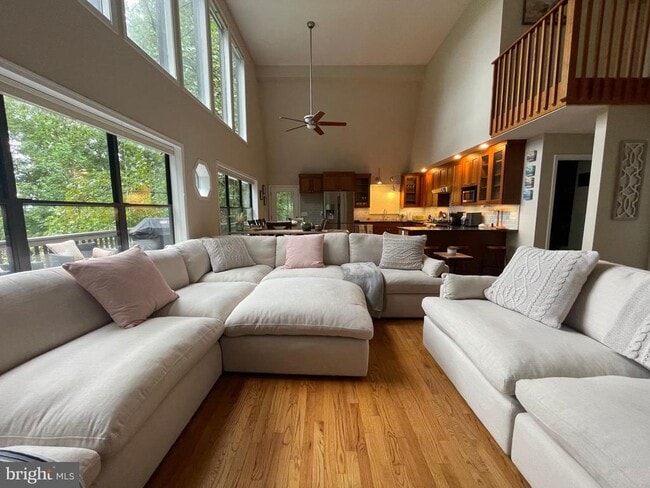 Photo - 2315 Lookout Rd