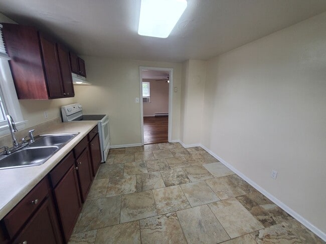 Photo - 221 Fletcher St Unit 2