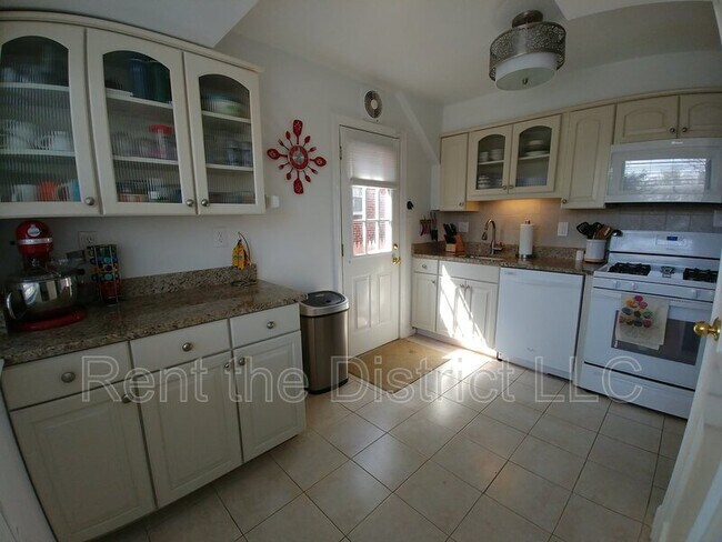 Photo - 4839 Yuma St NW