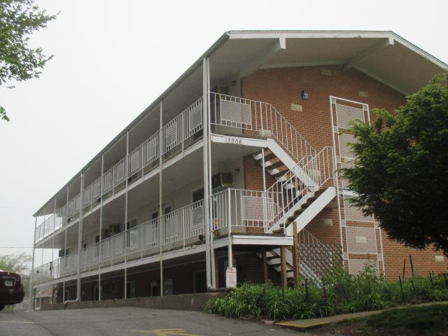 Building Photo - 1008 S 30th Ave Rental