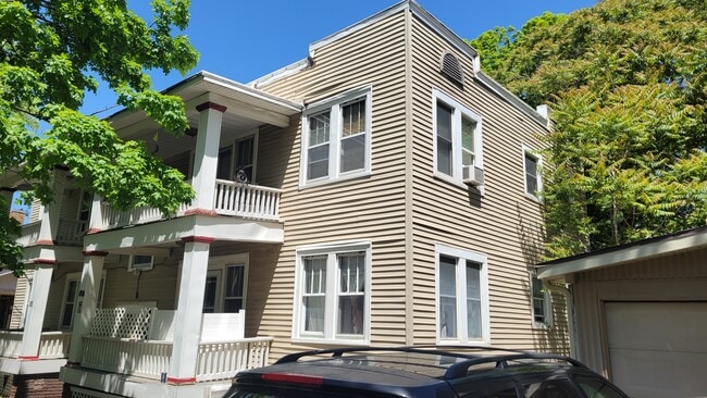 Photo - 808 SW 11th St Unidad 4