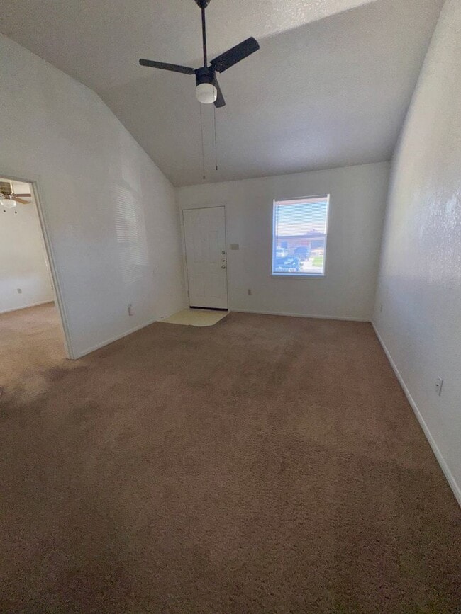 Photo - 106 Horseshoe Dr Unidad B