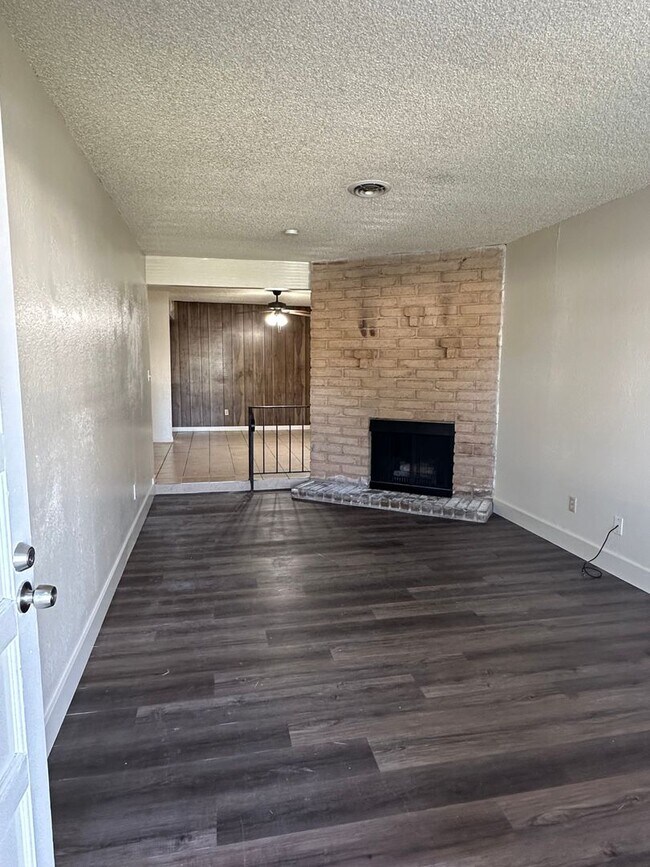 Duplex for Rent in Citrus Heights ! ! ! Rental House Rental in Citrus