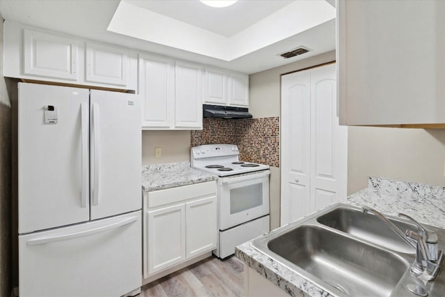 Photo - 511 SW 69th St Unit C