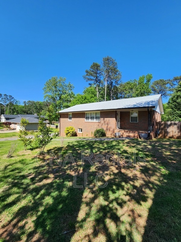 Photo - 730 McBurnette Rd N E Unit 1