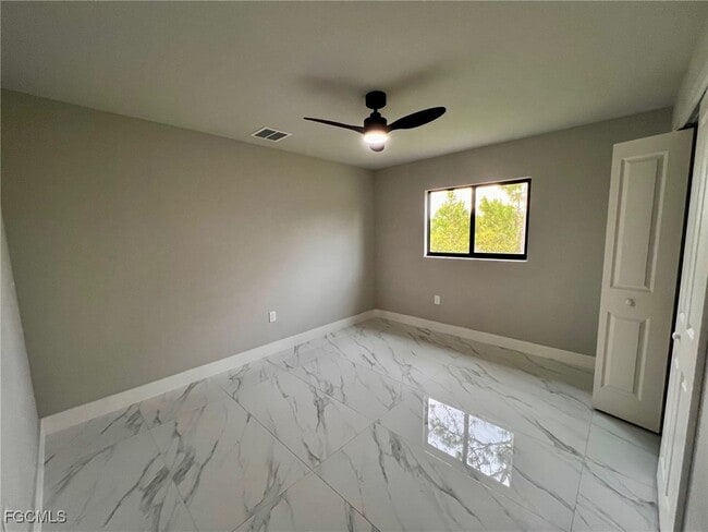 Photo - 3208 66th St W