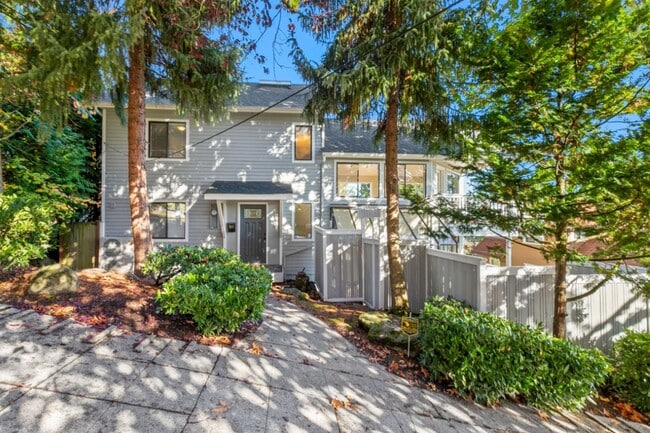 Photo - 3Bd/2.5Ba Seattle House