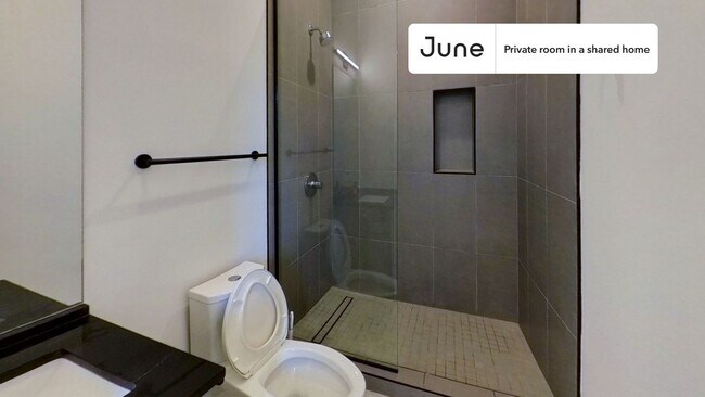 Photo - Room in Shared 4 bed/3 bath home Unidad B