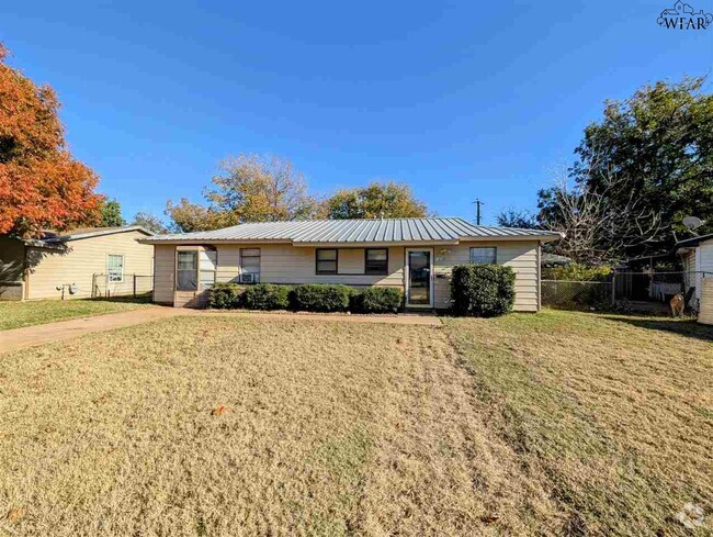 Building Photo - 1407 Harris Ln Rental