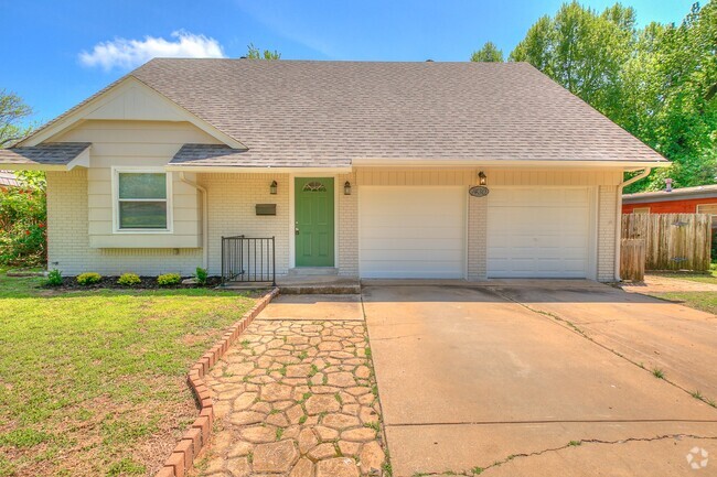 Building Photo - 1430 Westbrooke Terrace Rental
