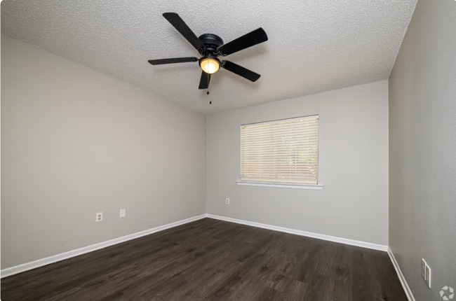 Photo - 2121 Lobdell Blvd Unit J56