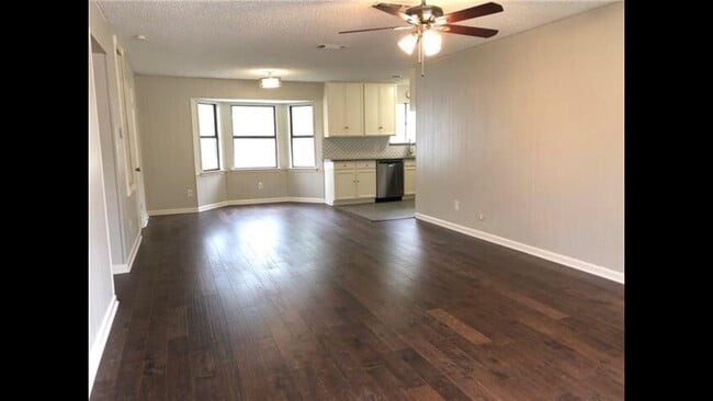 Photo - 6005 Whitley Rd