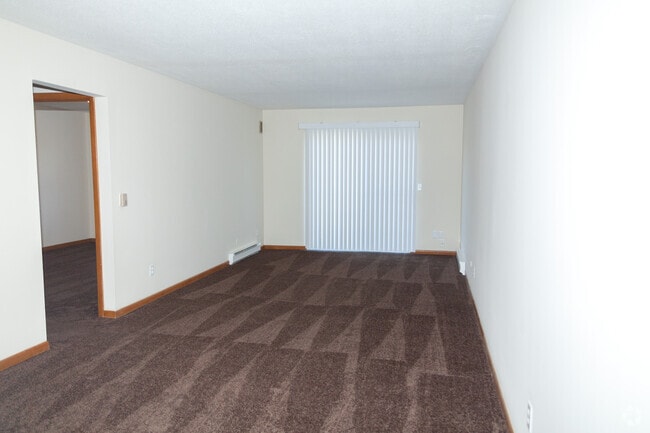 Building Photo - 2715 Riverside Dr Unit B Rental