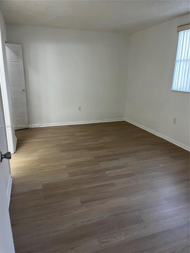 Photo - 14930 SW 82nd Terrace Unit 16-205