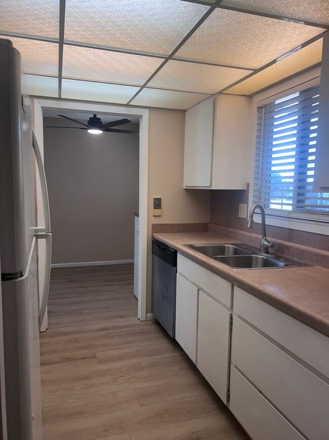 Building Photo - Charming 2-bedroom 2 baths in the heart of...