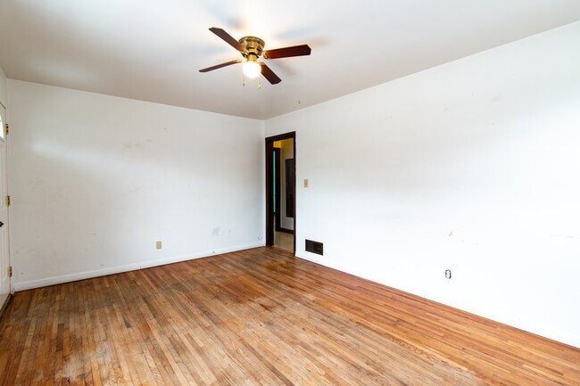Living Room - 1621 12th St N