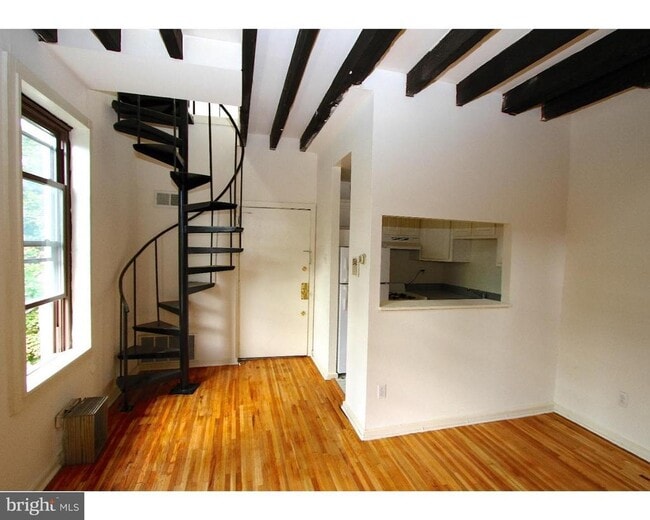 415 S 11th St Unit 3F