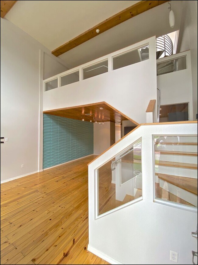 Photo - Stunning and Unique Luxury Town Home for Rent in the heart of sought after SODO!