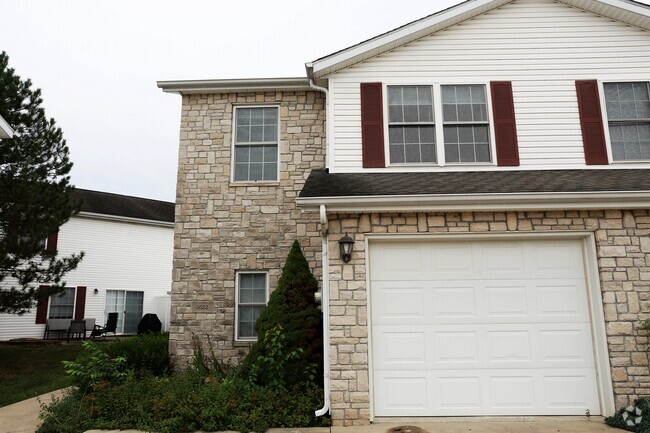 Building Photo - 2622 E Oaklawn Ct Unit n/a Rental