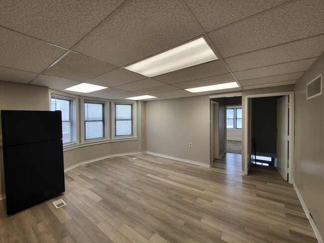 Photo - 2114 Darby Rd