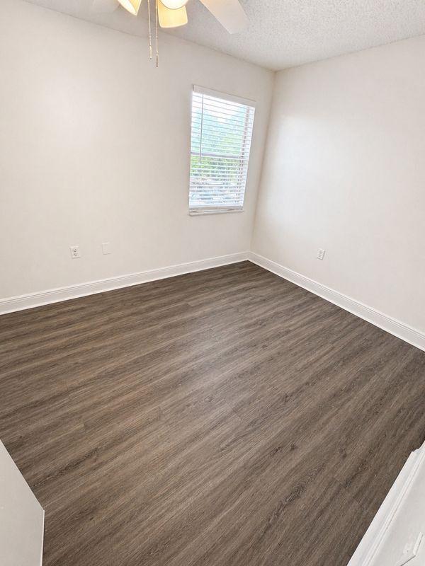 1181-1181 BENTLEY ROAD, 1