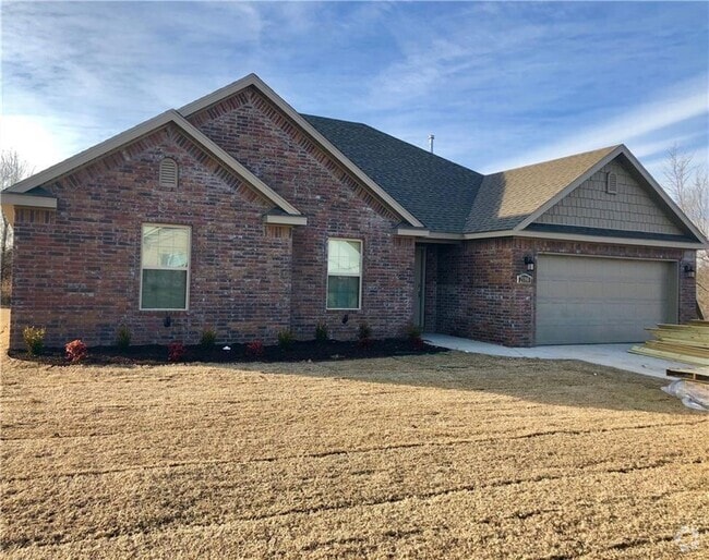 Building Photo - 911 Buck Dr Rental
