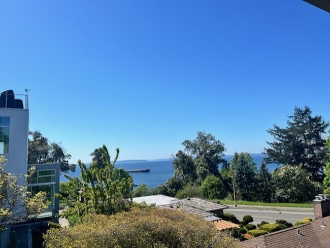 Photo - Magnolia Sound view home located near coveted Carleton park neighborhood