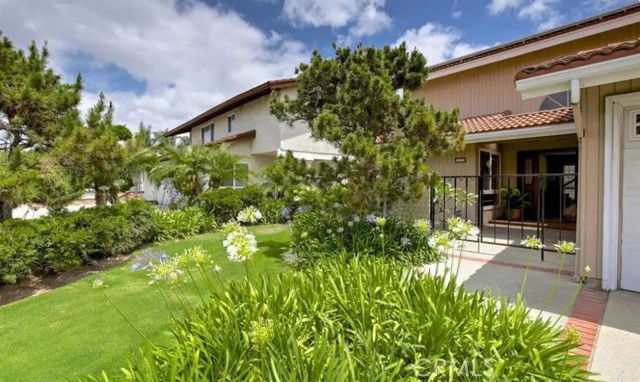 Photo - 8052 Ainsworth Ln