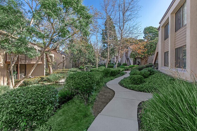 Photo - Huntington Lakes Apartments