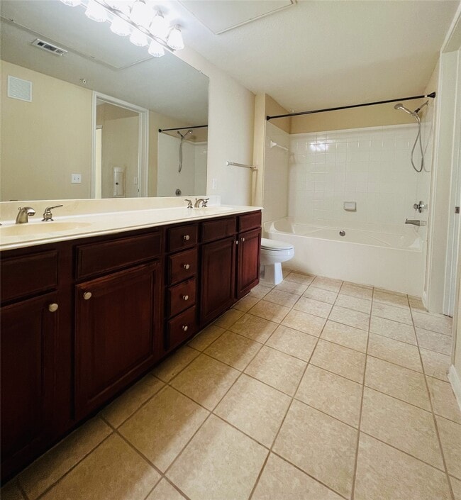Photo - 7575 Kirby Dr Unit 2405