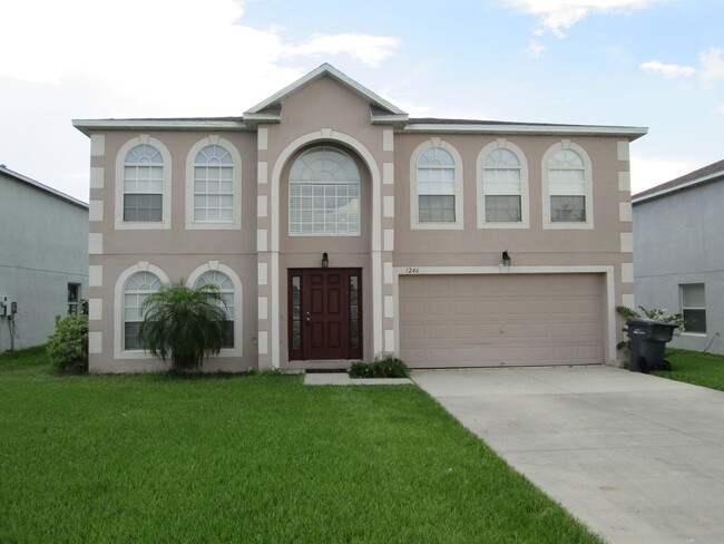 Extra large house in Auburndale - Extra large house in Auburndale