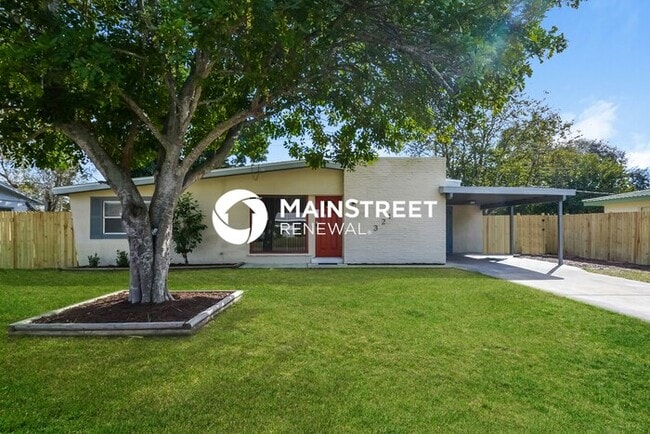 Building Photo - 3 Bedroom Pet-Friendly Home in West Bradenton, FL with Main Street Renewal