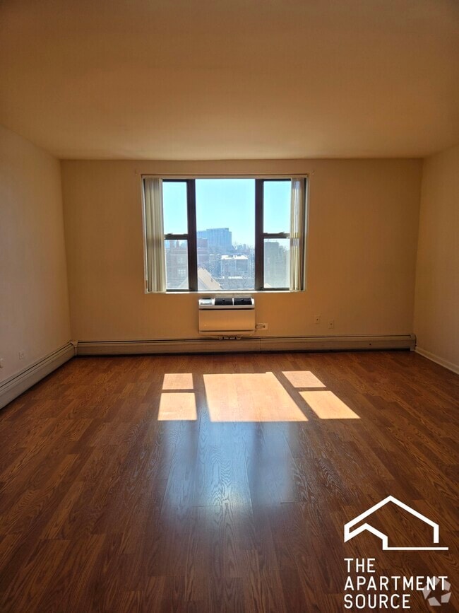 Building Photo - 722 W Diversey Pkwy Unit 405 Rental