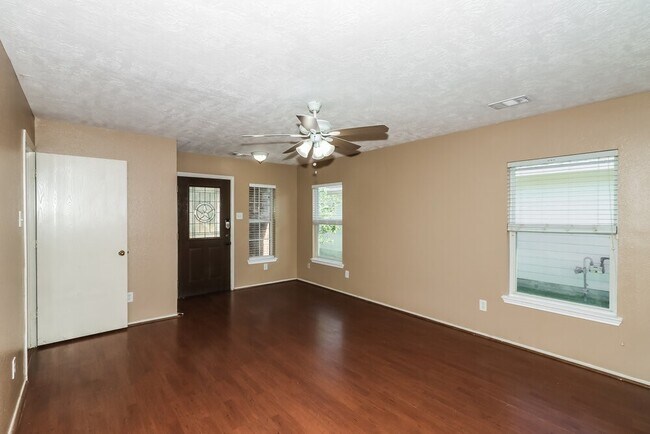 Photo - 20515 Fairworth Pl Ln