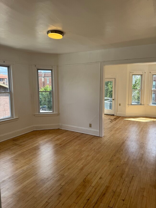 Photo - 1712 E Park Pl Unidad 2