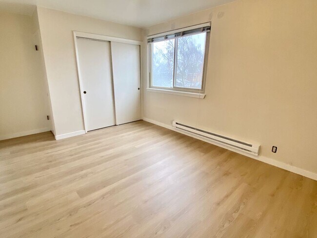 Photo - East Mercer Apartments